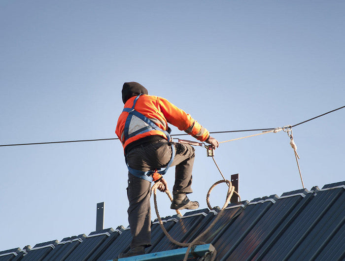 Werkplaatsinrichting & PBM voor Dakdekkers