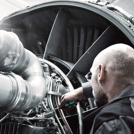 <br/>Kraftform Plus-schroevendraaiers – logische ergonomie. Sparen uw hand en arm – ook bij langdurig gebruik. In combinatie met andere technische en praktische productvoordelen, zoals de lasertip voor een goede grip op de schroef, zijn Kraftform-schroevendraaiers de perfecte keuze als het gaat om h