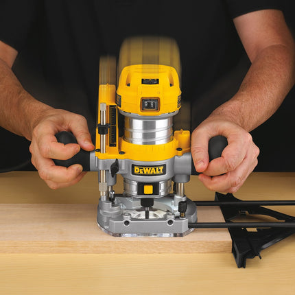 DeWALT Bovenfreesmachine D26203