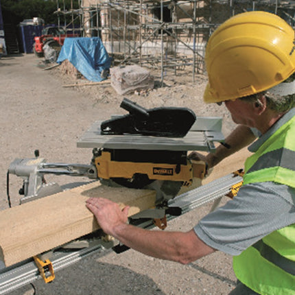 DeWALT Afkortzaagmachine D27112