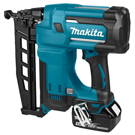 Makita DBN600RTJ 18V Brad Tacker met 2X 5.0Ah Accu's