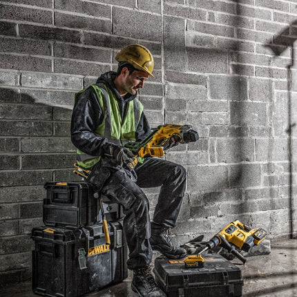 DeWALT Tacker DCN890P2