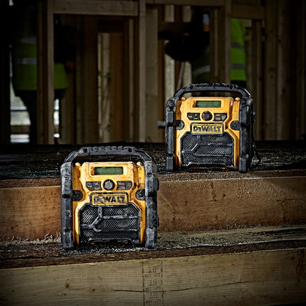 DeWALT Radio DCR019