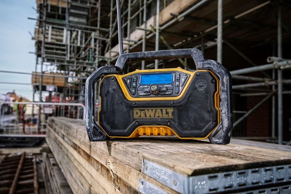 DeWALT Xr dab+ radio 12v-18v-54v DCR029