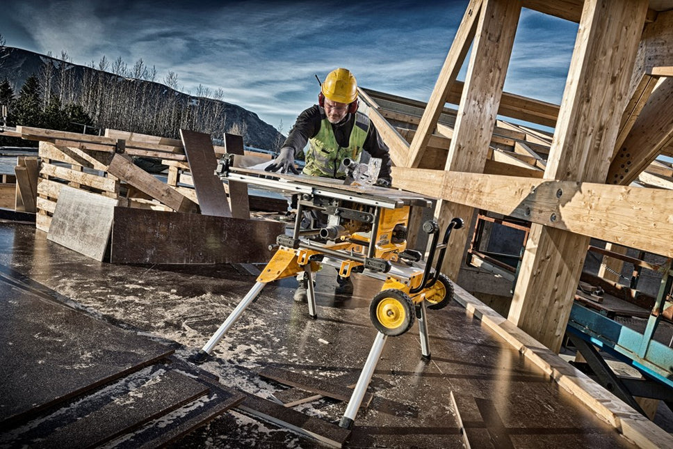 DeWALT Tafelcirkelzaagmachine DCS7485T2