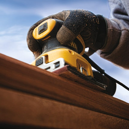 DeWALT Vlakschuurmachine DWE6411