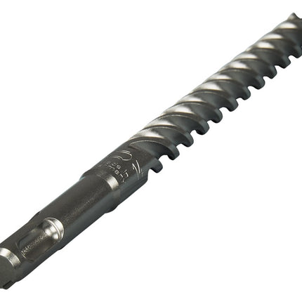 Makita P4S: BETONBOOR 12X215MM