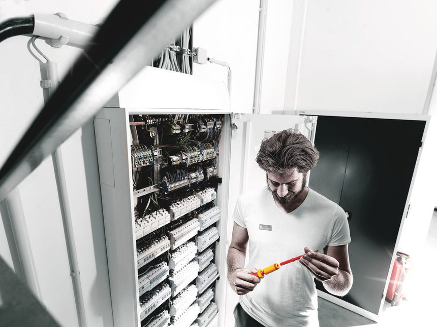 <br/>Kraftform greep met instelbaar draaimoment voor elektriciens